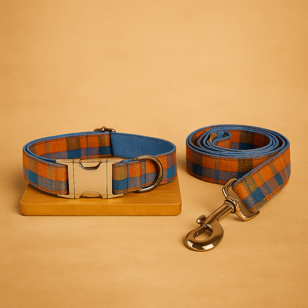 Blaues Samt-Hundehalsband mit Metall-Schnalle – Stilvoll, bequem & verstellbar
